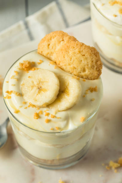 istock Sweet Homemade Banana Pudding 878730668