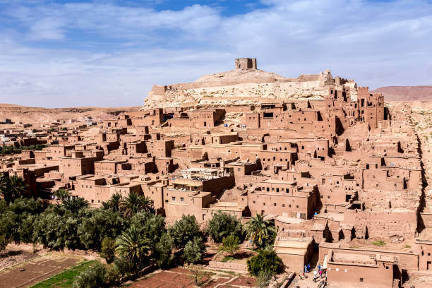 istock Ait-Ben-Haddou settlement 878756674