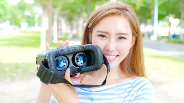 istock beauty woman use VR 878871494