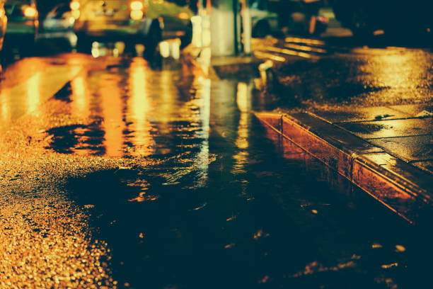 istock Rainy night in the big city 878934362