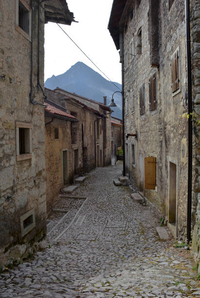 istock Street in Erto 879088326