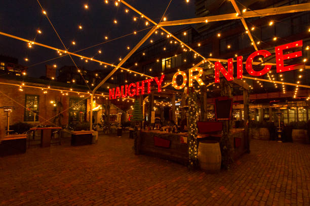 istock Toronto Christmas Market 879232340