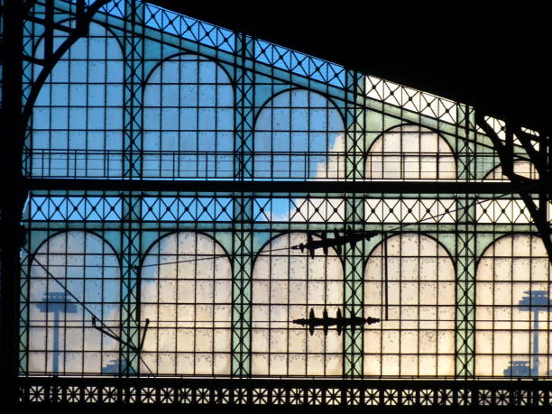 istock Verriere, North station, Paris 879243530