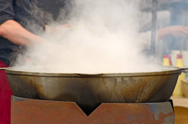 istock Preparing a delicious porridge. 879249558