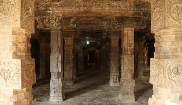 istock Airavatesvara Temple 879283104