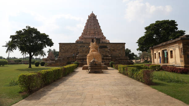 istock Brihadesvara o Periya Kovil Temple 879286582
