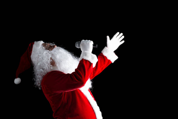 istock Happy traditional Santa Claus isolated on background. 879657748