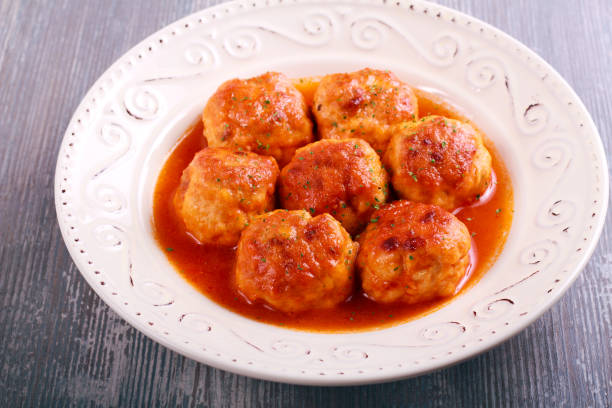 istock Turkey meatballs with sauce 879677016