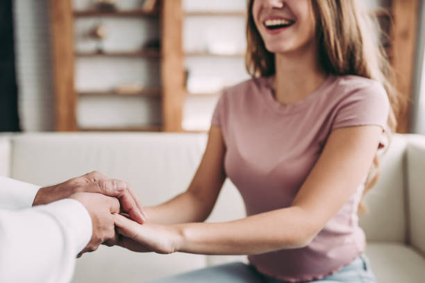 istock Girl at a psychologist's reception. 879763516