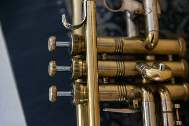 jazz-trompete ventile - brass instrument trumpet classical music flugelhorn stock-fotos und bilder