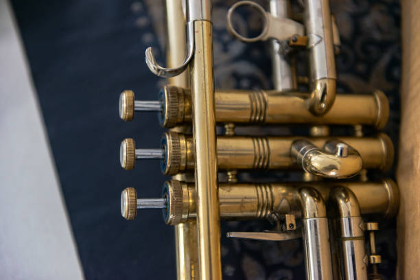 jazz-trompete ventile - brass instrument trumpet classical music flugelhorn stock-fotos und bilder