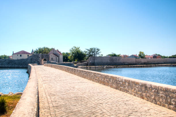 istock Bridge to Nin in Croatia 879806638