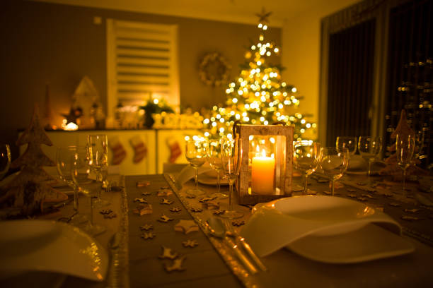istock Christmas in GLR - holy night at home 879831708