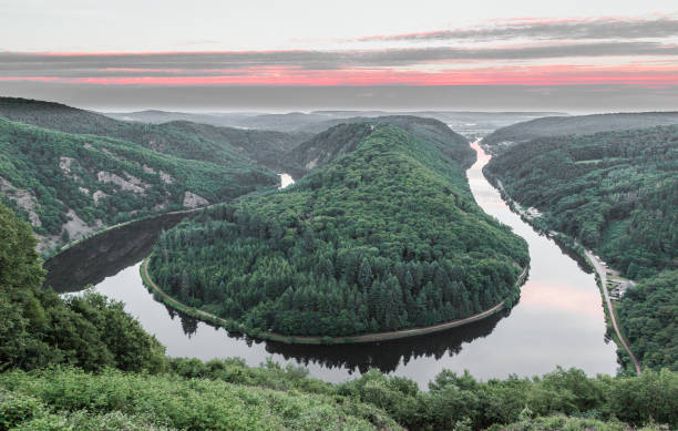 istock Saar loop at sunset Mettlach in Saarland Germany 879928546