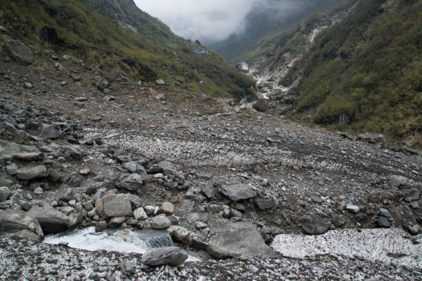 istock Annapurna sanctuary trek 879973144