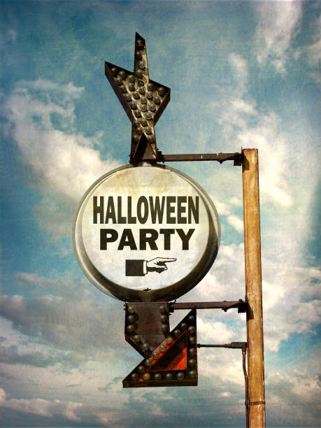 istock halloween party sign 880008410
