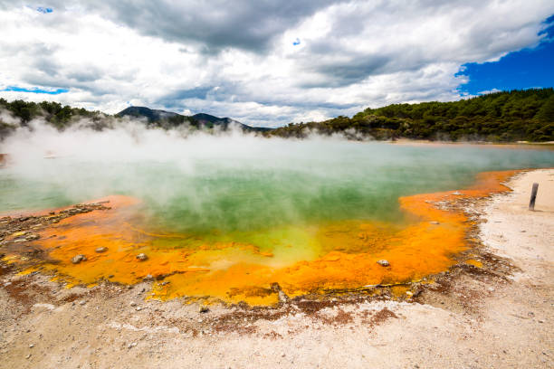 istock Waiotapu Thermal Park 880109392