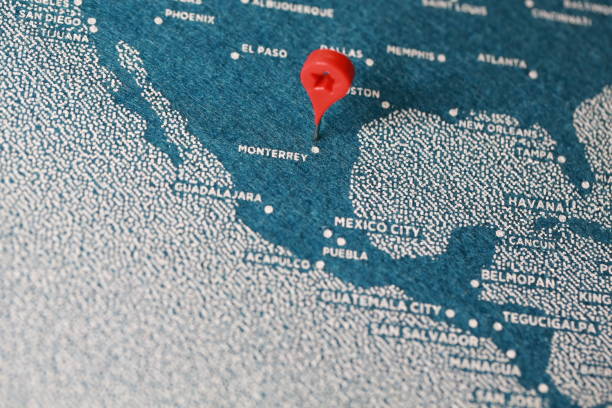 istock travel felt painted map in north america 880121460