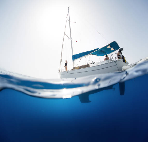 istock People on the Yacht 880185184