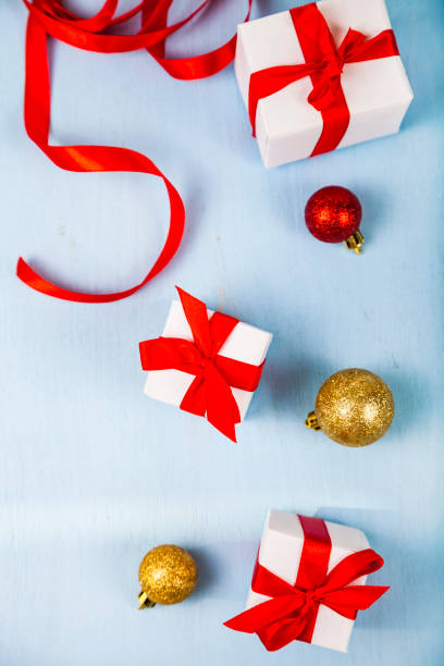 istock Gifts and Christmas decorations 880300342