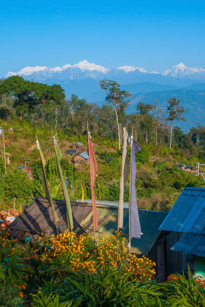 silerygaon village, sikkim - western usa mountain peak landscape farm imagens e fotografias de stock