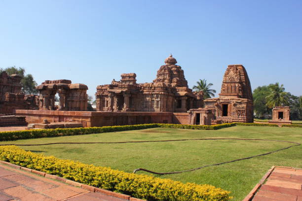 temples de pattadakal, patrimoine de l’unesco au karnataka, inde - shiv bangalore shiva god photos et images de collection