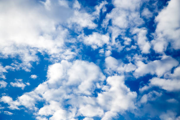 istock beautiful clouds in the blue sky 880440922