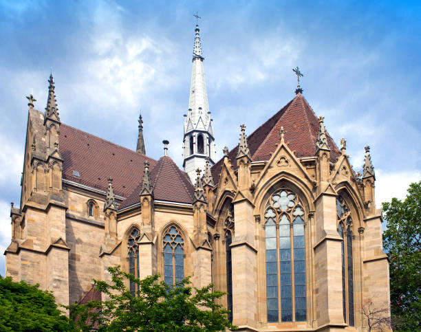 istock Church of St. Mary in Stuttgart 880546706