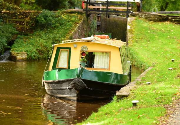 istock Narrow-boating on a UK canal 880556646