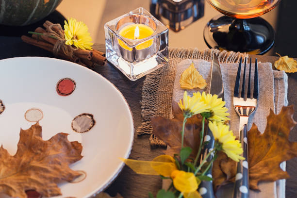 istock Table setting with autumn decoration for Thanksgiving. 880575118