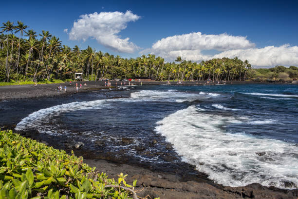 istock black beach of Hawaii big island 880748084