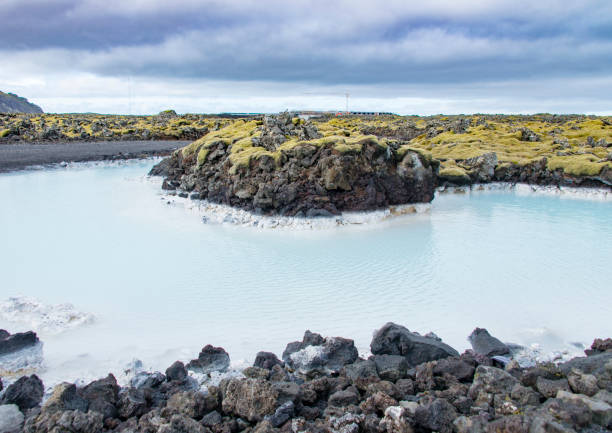 istock Natural hot spring in Iceland 880787074