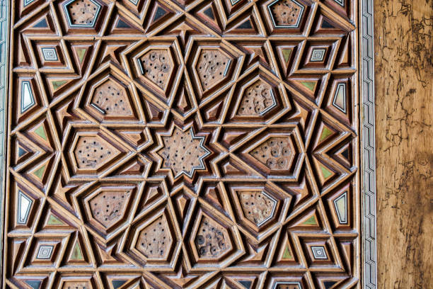 istock Ottoman Turkish  art with geometric patterns on wood 880795370
