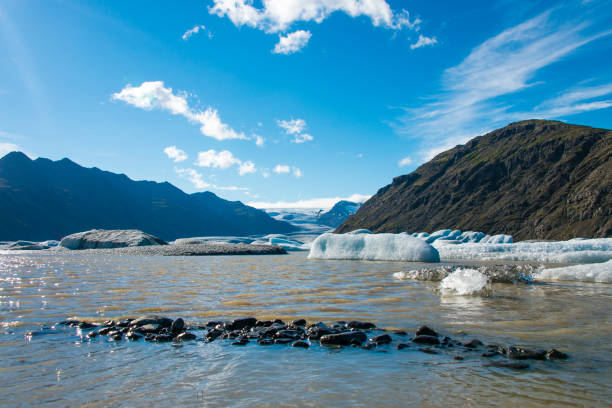 istock Glacier Lagoon Iceland 880795760