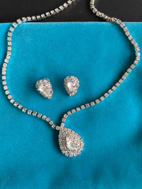 istock Crystal necklace jewelry 880802196