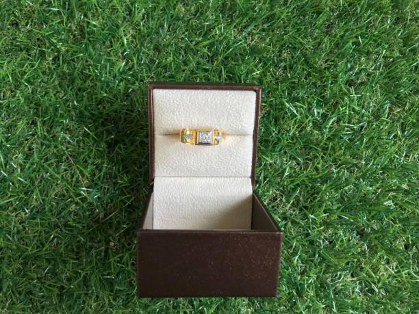 istock Diamond ring in jewelry box 880804802