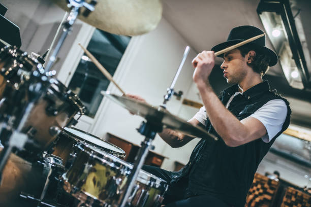 istock Music band repetition. 880905072