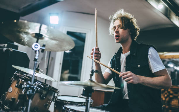 istock Music band repetition. 880905118