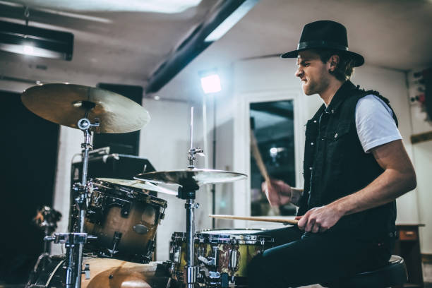 istock Music band repetition. 880905136