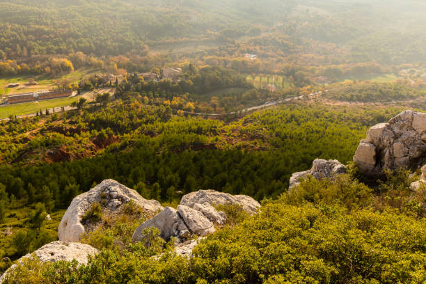 istock Sainte-Victoire Mountain 880940768