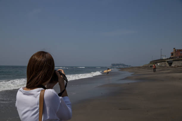 istock A beautiful woman sightseeing in Kamakura 880953412