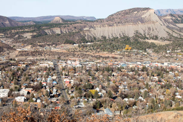 istock Mountain town of Durango, Colorado under Perin's peak 880969276