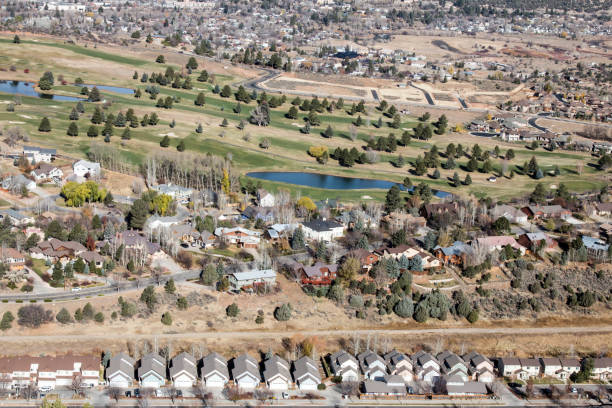 istock Homes of Durango, Colorado and a golf course 880969324