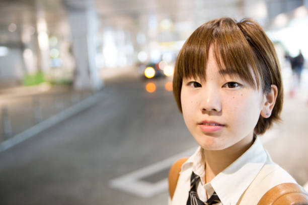 istock Young Japanese women 880976674