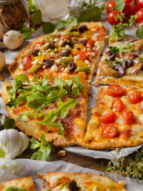 istock What's on your Artisan Pizza? 880988762