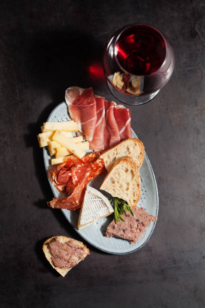 istock Food tray with charcuterie assortment 880989308