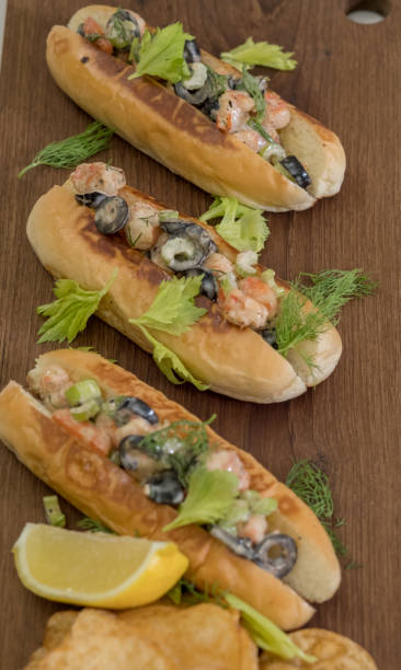istock Close up Homemade shrimp Roll. (selective Focus) 881005892
