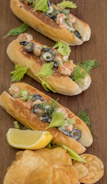 istock Close up Homemade shrimp Roll. (selective Focus) 881007938