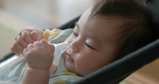 istock Japanese baby. 881048944