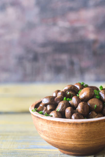 istock Bowl of soy balsamic roasted mushrooms 881123932